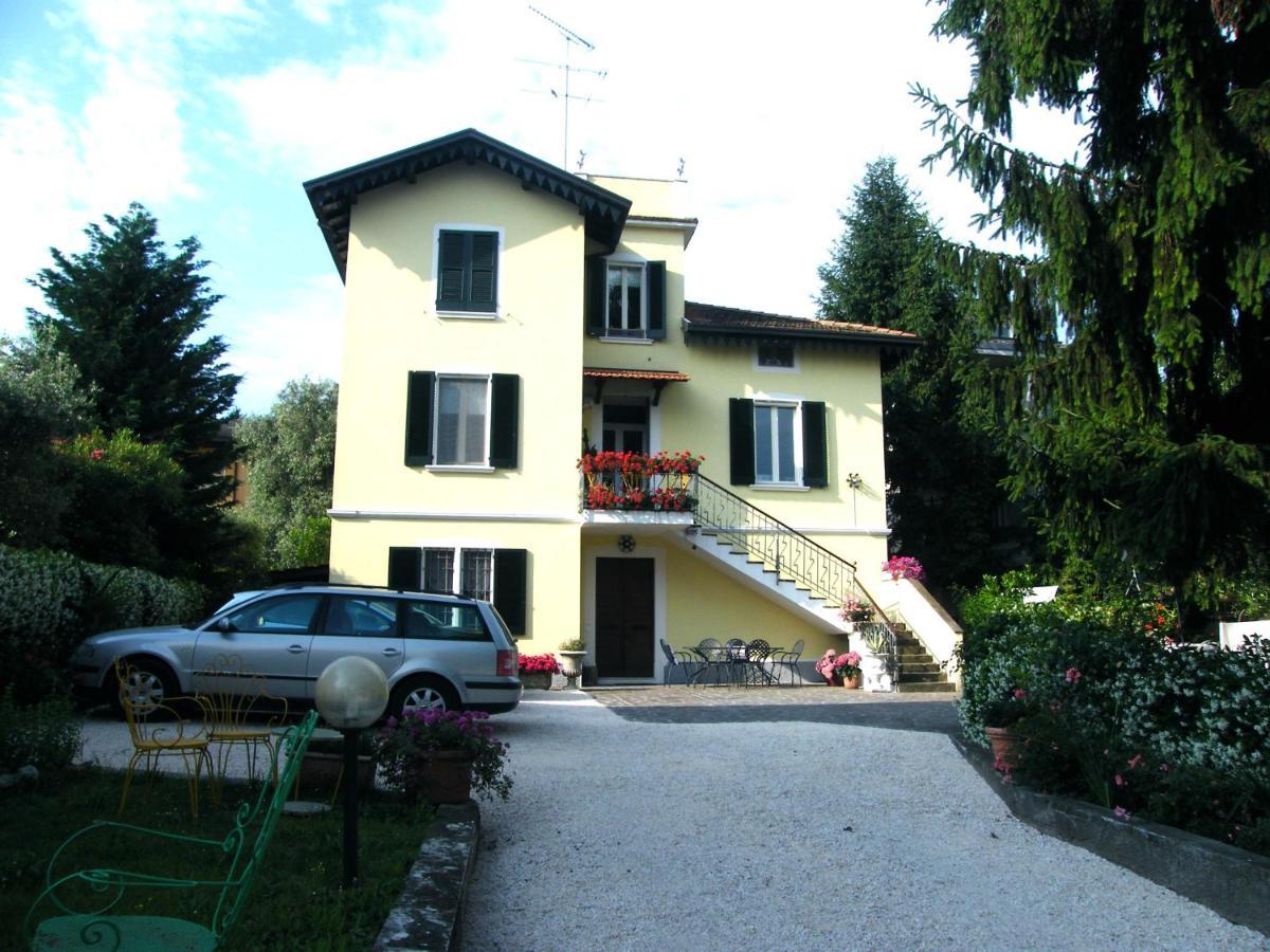 Appartamento Villa Margherita Desenzano del Garda Exterior foto