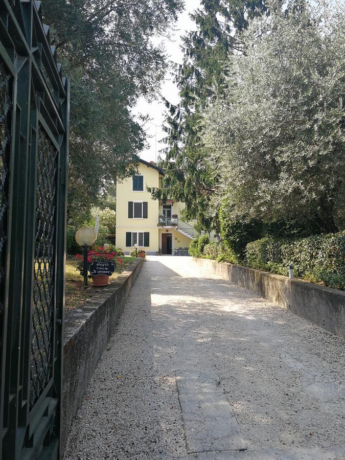 Appartamento Villa Margherita Desenzano del Garda Exterior foto