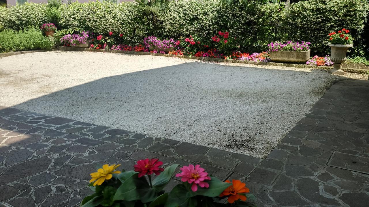 Appartamento Villa Margherita Desenzano del Garda Exterior foto
